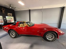 1979 CHEVY CORVETTE - 350 -