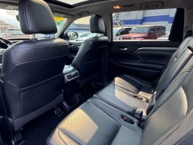 2019 TOYOTA HIGHLANDER SUV V6, 3.5 LITER LIMITED PLATINUM SPORT UTILITY 4D
