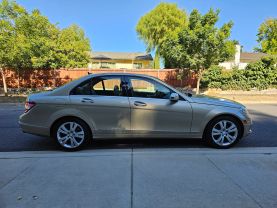 2010 MERCEDES-BENZ C-CLASS C 300 4MATIC LUXURY SEDAN 4D