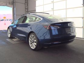 -2019 Tesla Model 3 - Image 4