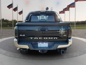 2016 TOYOTA TACOMA DOUBLE CAB PICKUP