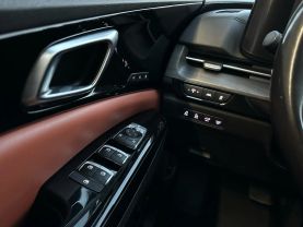 2024 KIA CARNIVAL VAN V6, GDI, 3.5 LITER SX VAN 4D