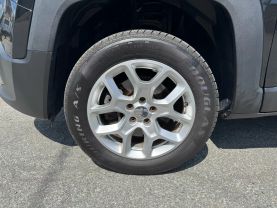 2015 JEEP RENEGADE SUV 4-CYL, MULTIAIR, 2.4L LATITUDE SPORT UTILITY 4D
