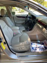 2004 LEXUS ES SEDAN V6, 3.3 LITER ES 330 SEDAN 4D