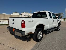 2009 FORD F350 SUPER DUTY SUPER CAB PICKUP V8, TURBO DSL 6.4L XLT PICKUP 4D 6 3/4 FT