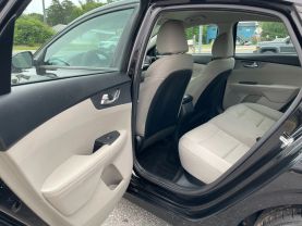 2020 Kia Forte - Image 16
