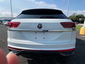 2021 Volkswagen Atlas Cross Sport Sel Sport Utility 4d - Image 6