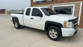2007 CHEVROLET SILVERADO 1500 EXTENDED CAB PICKUP V8, 5.3 LITER LT PICKUP 4D 6 1/2 FT