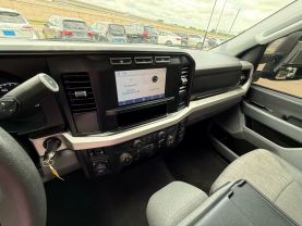 2024 FORD F250 SUPER DUTY CREW CAB PICKUP V8, TURBO DIESEL, 6.7 LITER XLT PICKUP 4D 6 3/4 FT