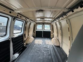 2017 CHEVROLET EXPRESS 2500 CARGO CARGO V8, FLEX FUEL, 4.8 LITER VAN 3D