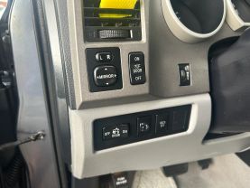 2010 TOYOTA TUNDRA DOUBLE CAB PICKUP V8, FLEX FUEL, 5.7 LITER PICKUP 4D 6 1/2 FT