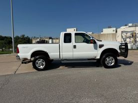 2009 FORD F350 SUPER DUTY SUPER CAB PICKUP V8, TURBO DSL 6.4L XLT PICKUP 4D 6 3/4 FT