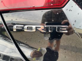 2020 Kia Forte - Image 23