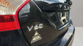 2015 Volvo V60 - Image 44