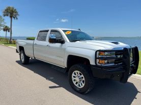 2019 CHEVROLET SILVERADO 3500 HD CREW CAB PICKUP V8, TURBO DIESEL, 6.6 LITER LTZ PICKUP 4D 8 FT