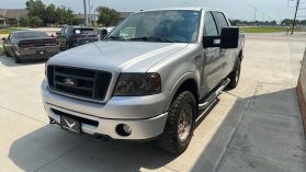 2006 FORD F150 SUPERCREW CAB PICKUP V8, 5.4 LITER FX4 PICKUP 4D 5 1/2 FT
