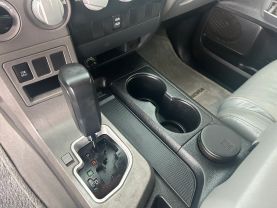2010 TOYOTA TUNDRA DOUBLE CAB PICKUP V8, FLEX FUEL, 5.7 LITER PICKUP 4D 6 1/2 FT