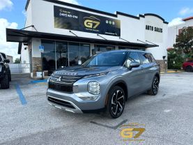 2022 Mitsubishi Outlander - Image 1