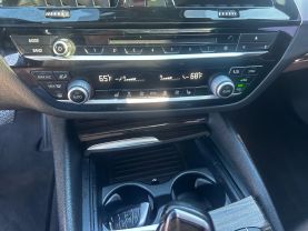 2019 BMW 5 SERIES SEDAN 4-CYL, TURBO, 2.0 LITER 530I SEDAN 4D