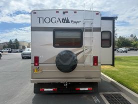 2011 FLEETWOOD TIOGA - - 31M