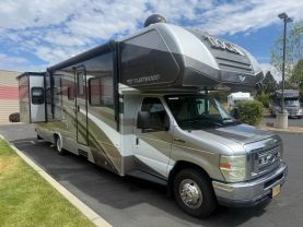 2011 FLEETWOOD TIOGA - - 31M