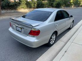 2005 TOYOTA CAMRY XLE SEDAN 4D