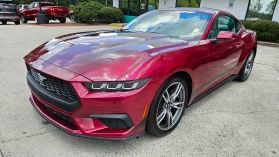 2025 Ford Mustang - Image 1