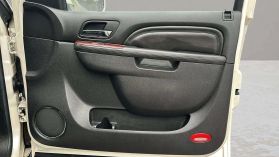 2014 Cadillac Escalade Esv - Image 20