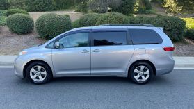2016 TOYOTA SIENNA LE MINIVAN 4D