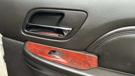 2014 Cadillac Escalade Esv - Image 25