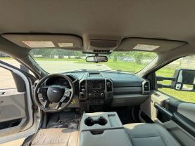 2017 FORD F550 SUPER DUTY SUPER CAB & CHASSIS CAB_CHASSIS V10, 6.8 LITER XLT 168" W.B. 4D