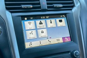 2018 FORD FUSION SEDAN - AUTOMATIC - Gentle Carmen Auto