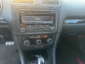 2013 VOLKSWAGEN GTI HATCHBACK 4-CYL, TURBO, PZEV, 2.0 LITER HATCHBACK SEDAN 4D