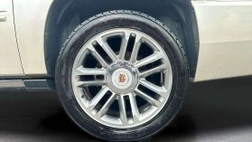 2014 Cadillac Escalade Esv - Image 52