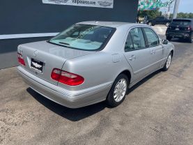 2000 MERCEDES-BENZ E-CLASS SEDAN V6, 3.2 LITER E 320 SEDAN 4D