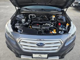 2017 Subaru Outback - Image 27