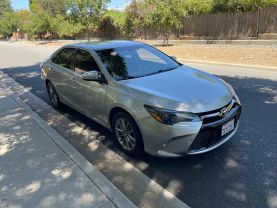 2017 TOYOTA CAMRY SE SEDAN 4D