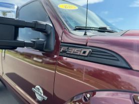2015 FORD F350 SUPER DUTY CREW CAB PICKUP V8, TURBO DIESEL, 6.7L PLATINUM PICKUP 4D 6 3/4 FT