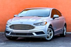 2018 FORD FUSION SEDAN - AUTOMATIC - Gentle Carmen Auto