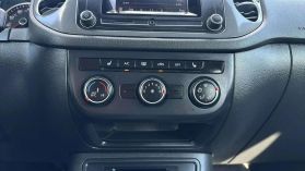 2016 Volkswagen Tiguan - Image 40