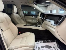 2018 VOLVO XC60