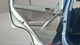 2016 Volkswagen Tiguan - Image 14