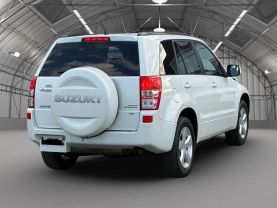 2010 SUZUKI GRAND VITARA SUV 4-CYL, 2.4 LITER LIMITED SPORT UTILITY 4D