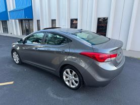 2013 HYUNDAI ELANTRA