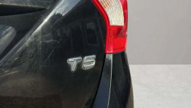 2015 Volvo V60 - Image 45