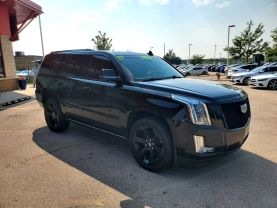 2017 CADILLAC ESCALADE SUV V8, 6.2 LITER PREMIUM LUXURY SPORT UTILITY 4D