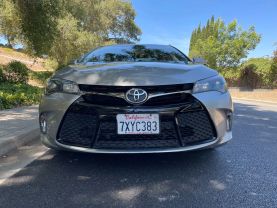 2017 TOYOTA CAMRY SE SEDAN 4D