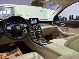 2017 MERCEDES-BENZ GLC