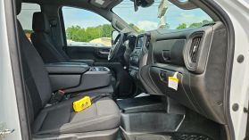 2024 Chevrolet Silverado 3500 Hd Crew Cab & Chassis - Image 8