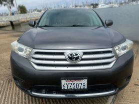 2013 TOYOTA HIGHLANDER SUV 4-CYL, 2.7 LITER SPORT UTILITY 4D